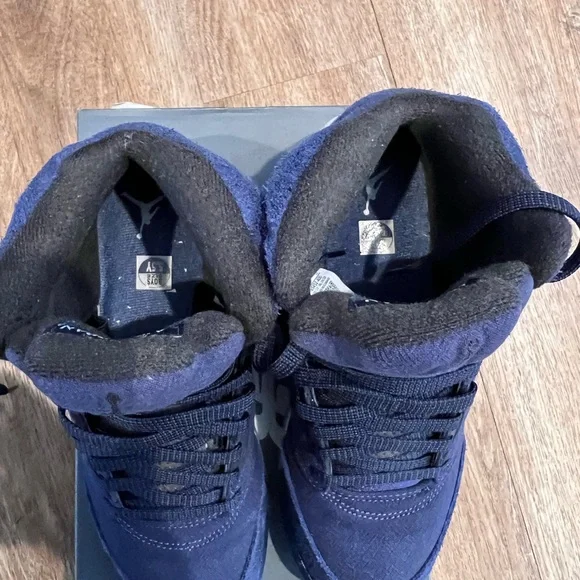 Navy Air Jordan 5’s - Picture 4 of 5